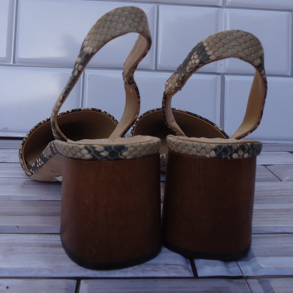 SIZE 6.5. Antonio Melani snakeskin python leather sandals. - Picture 5 of 16